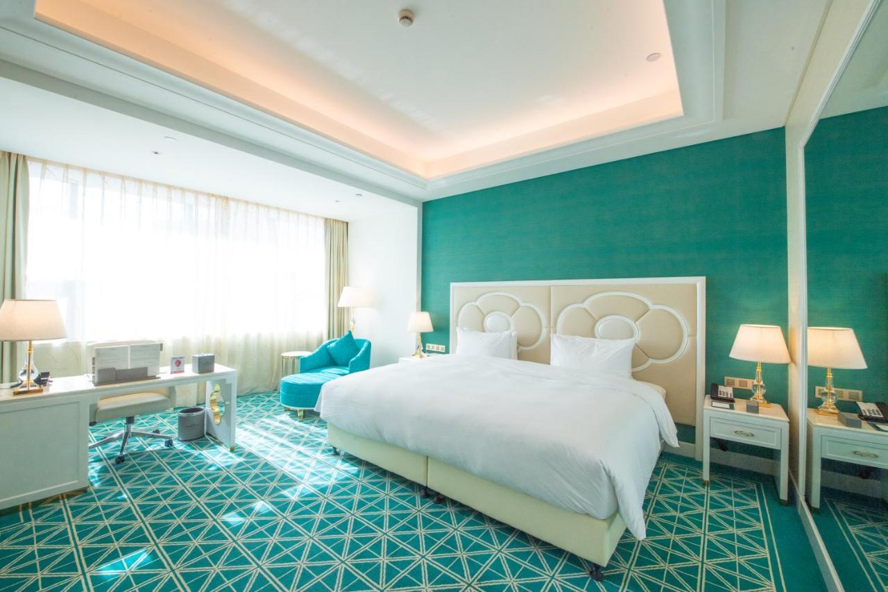 Howard Johnson Plaza Ningbo Eksteriør billede